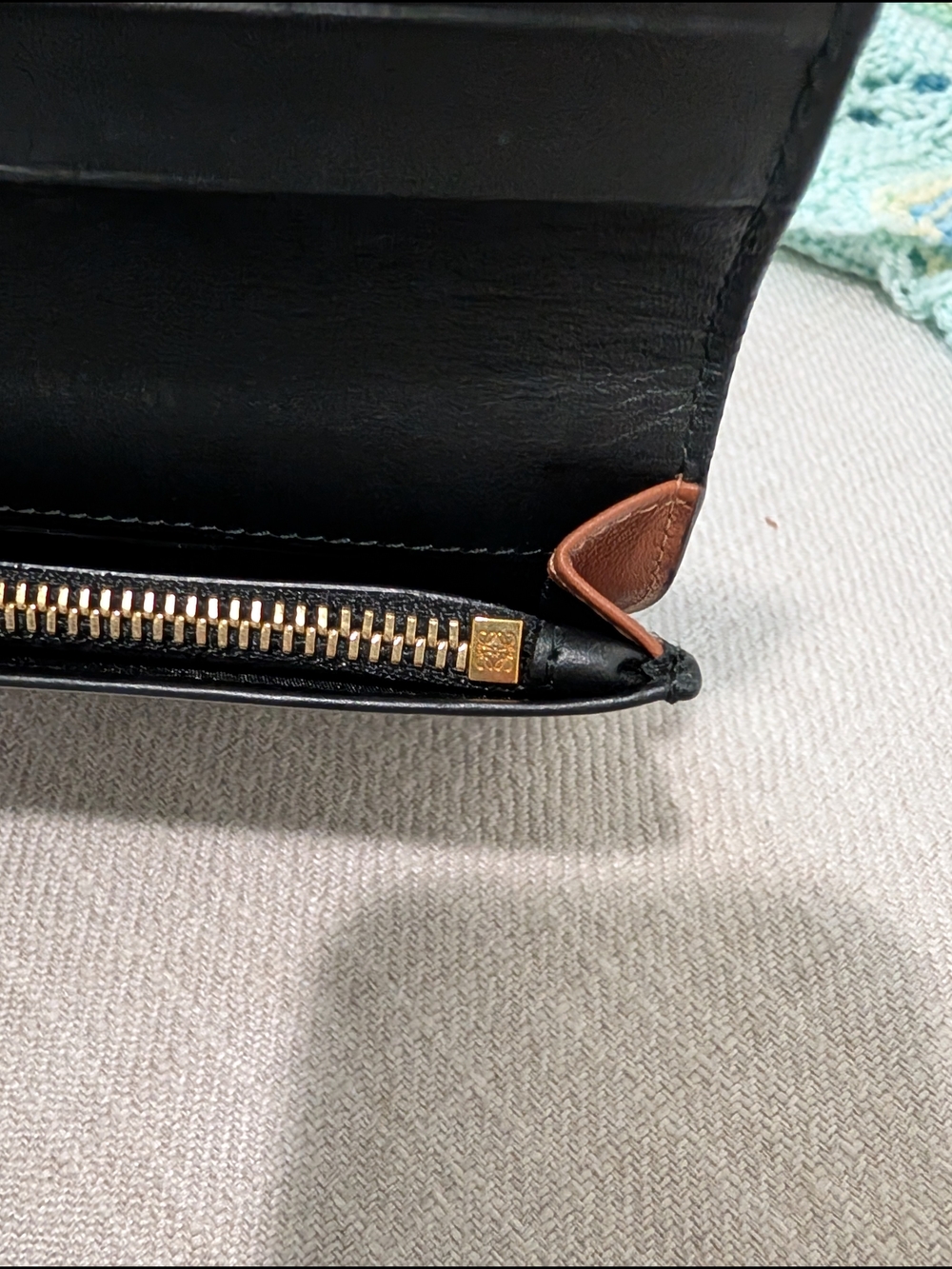 (SOLD) Loewe Embossed Leather Card Holder - Picture 14 of 14